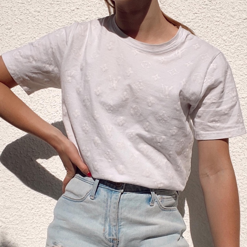 non authentic louis vuitton tshirt